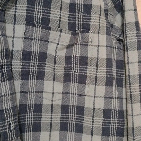 Charles Tyrwhitt Men's Sz Large Slim Fit Button Down Shirt Blue Plaid Cotton EUC - Picture 3 of 9